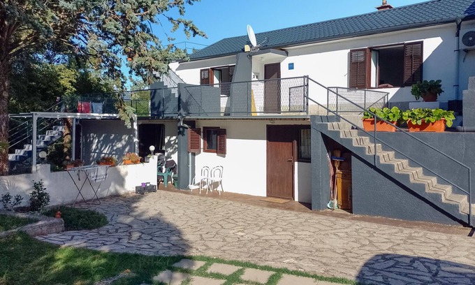 Polje House | Awesome home in Polje with WiFi