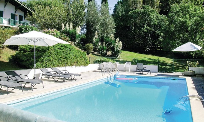 Ustaritz House | Awesome home in Ustaritz