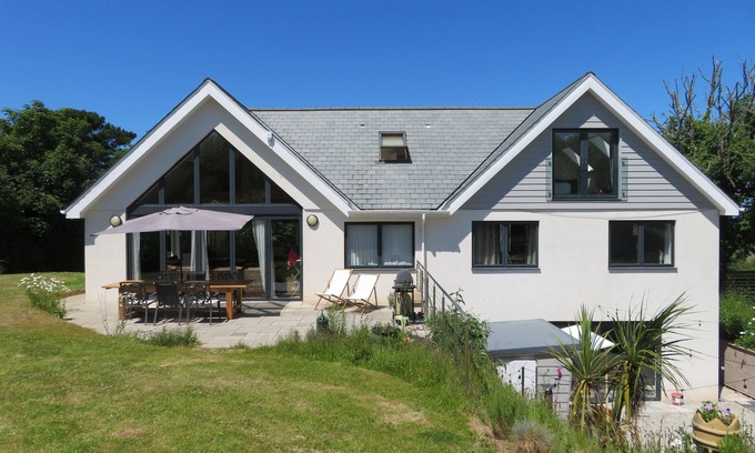 Mortehoe House | Awesome slidehouse close to coastpath,pubs,beaches sleeps 12-14