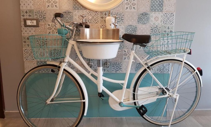 Buia Bed & Breakfast | B&B Books & Bikes