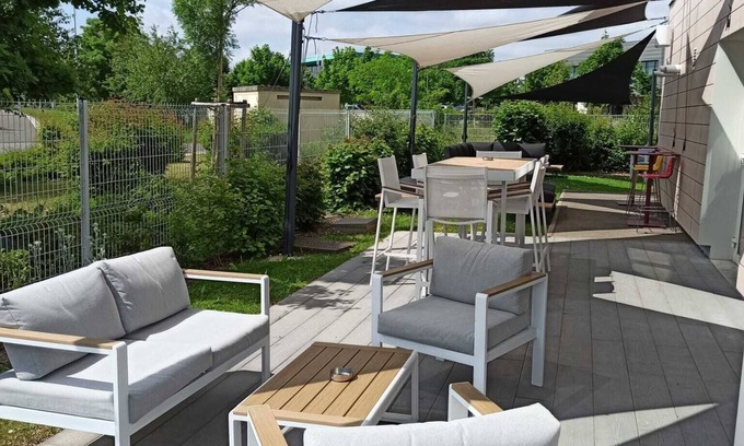 Chartres Hotel | B&B HOTEL CHARTRES Océane