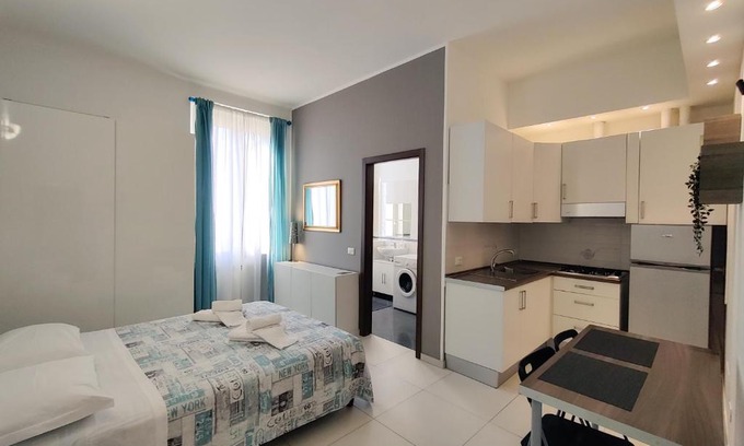 Assago Apartment | B&B Intero Appartamento Forum e Metro Milanofiori