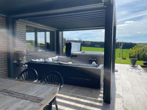 Chodes House | B&Bagatelle