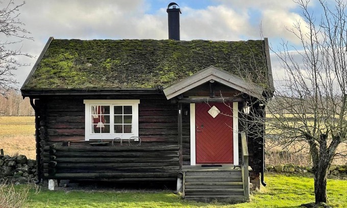 Falkoping House | Backgårdens Timmerstuga