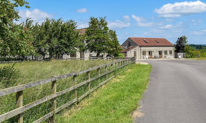 Babcary Cottage | Badger Cottage - UK47504