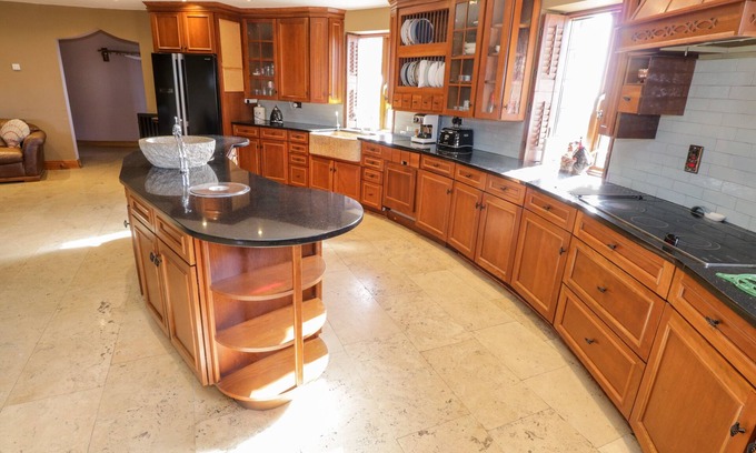 Wild Atlantic Way Cottage | Baile Na Cille