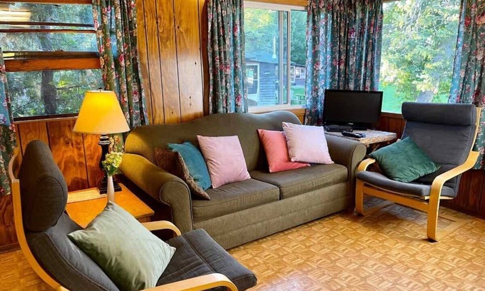 Rosedale House | Balsam Lake - 2-Bedroom Cottage #5