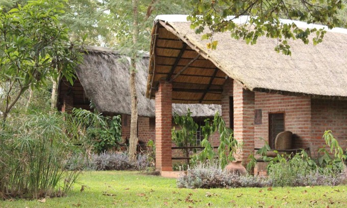 Chitedze Cabin | Barefoot Lodge and Safaris - Malawi