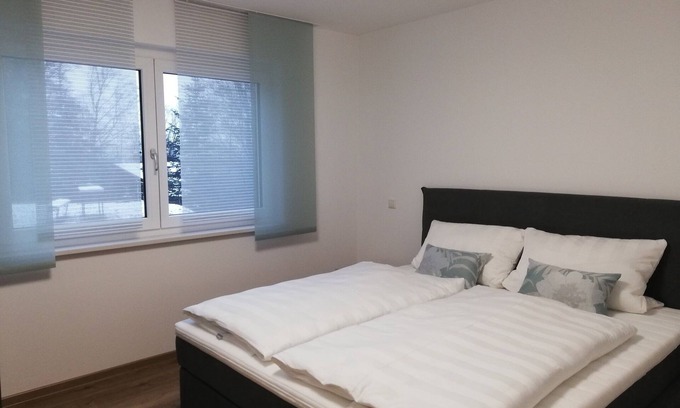 Marktrodach Apartment | Barrier-free vacation apartment - new build - with balcony and panoramic view