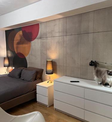 Florence House | Basement Art House