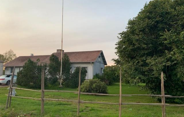 Vehmaa Ski Chalet | Basic Finland house with big garden