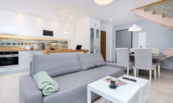 Kamienna Gora Apartment | Batorego 7 | Apartment| center of Gdynia | Parking