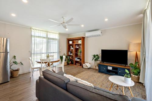 Deception Bay House | Bay Breeze