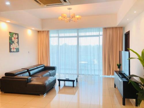 Taman Selera Apartment | Bay Resort condominium Miri