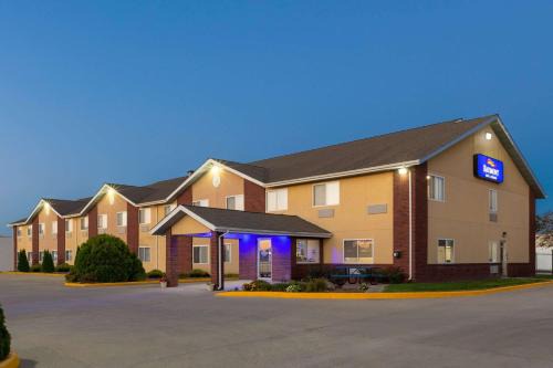 Fort Dodge Hotel | Baymont by Wyndham Fort Dodge