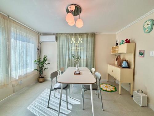 Daeheung-dong Villa | BB Stay Sinchon 외국인 전용 숙소