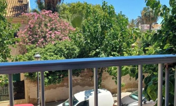 La Malva-rosa Apartment | Beach Apartment with 2 Bedrooms - 1 Min Walk to Malvarrosa beach!