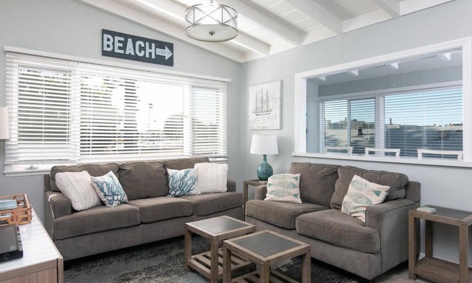 Pierpont Bay House | Beach-block Charming Upstairs Duplex