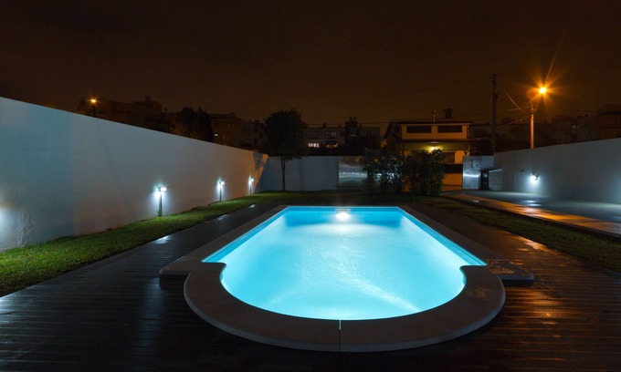 Madalena House | BEACH HOUSE OPORTO CITY WITH PRIVATE POOL 10 PERSONS - Free Wifi
