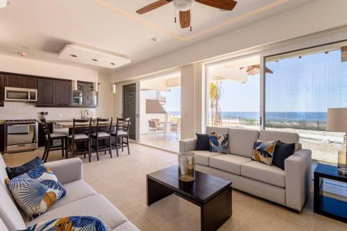 San Pedro Mixtepec Apartment | Beachfront Apartment in Puerto Escondido at Vivo Resort