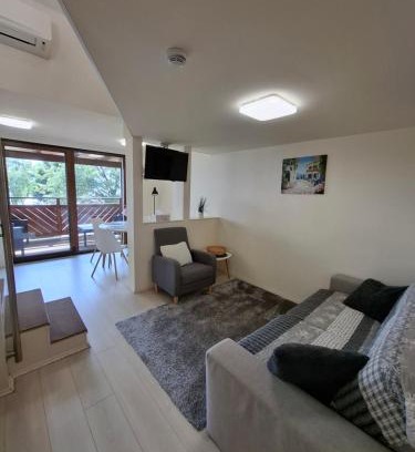 Balatonfuzfo Apartment | Beachfront Apartman