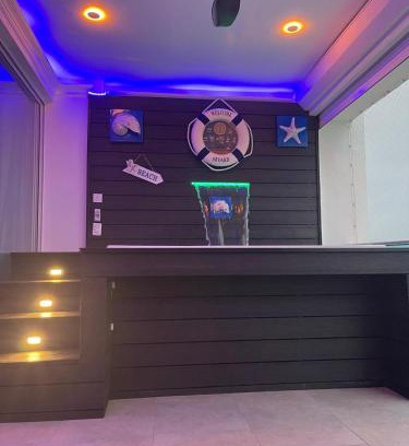 Villas Del Mar Apartment | Beachfront Three Bedroom apt with Jacuzzi