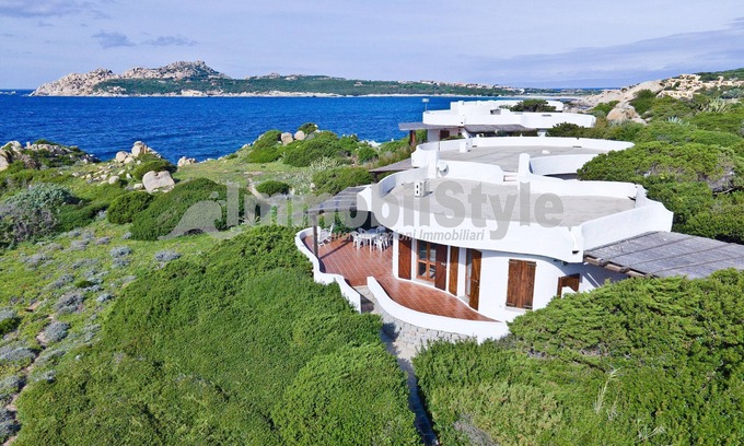 Santa Reparata Villa | Beachfront villa on the first row with lovely view