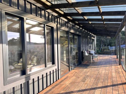 Oban Apartment | Beaks and Feathers Boutique Accommodation on Stewart Island