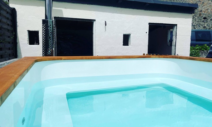 La Chapelle-Saint-Etienne House | Beautiful Cottage with private plunge pool/Hot Tub - 40 mins from Puy du Fou