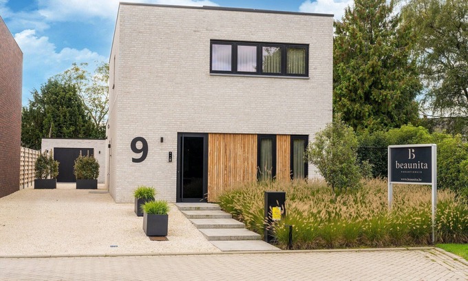 Hamont House | Beaunita: Luxe Stay in Hamont