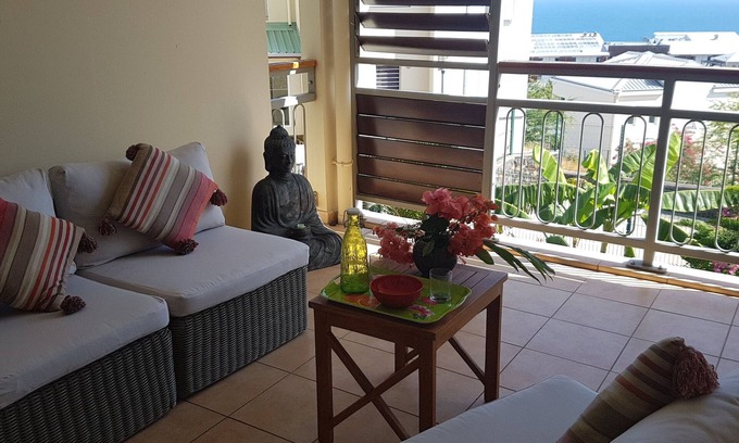 Carosse Apartment | Beautiful T2 with a magnificent view of the Indian Ocean