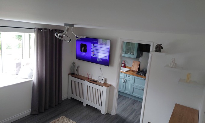 North Moreton Condo | Beautiful 1 bed apartment in the heart of Didcot