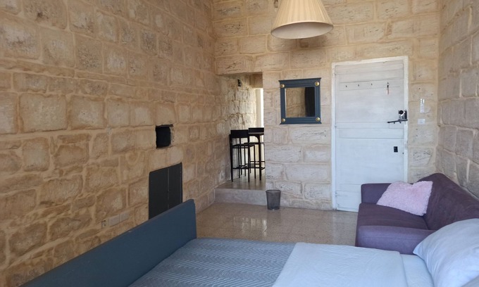 Qormi Apartment | Beautiful 1-Bed Apartment in Ħal Qormi
