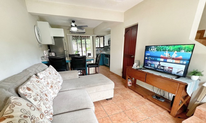 Coco House | Beautiful 2 Bed, 2 Bath Townhouse in Las Palmas