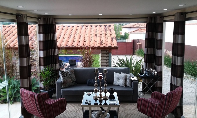 Sobradinho House | Beautiful 5 Star House for 10 people with pool with Dry and Wet Deck.