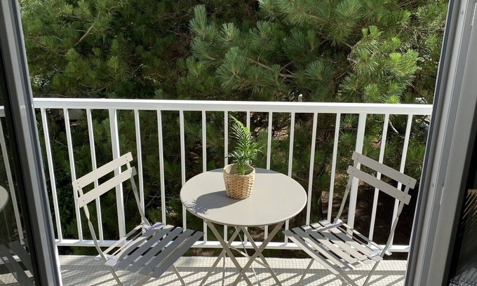 La Gueriniere Apartment | Beautiful 65m2 2-bedroom apartment, 200m from the beach