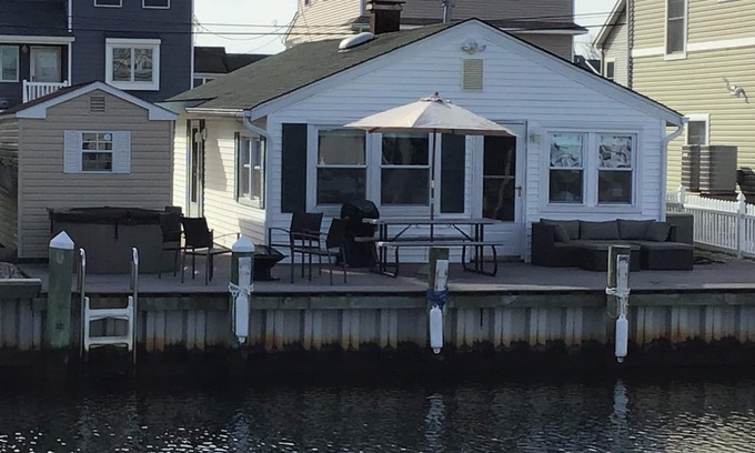 Bayville House | Beautiful and cozy Jerseyfront home