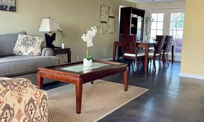 Otay Mesa West House | Beautiful and Spacious San Diego Home.nn