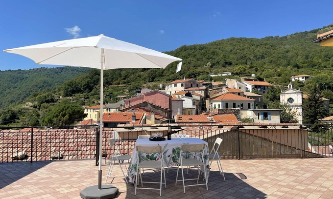 Prela Apartment | Beautiful apartment for 6 people with WIFI, TV, terrace and pets allowed