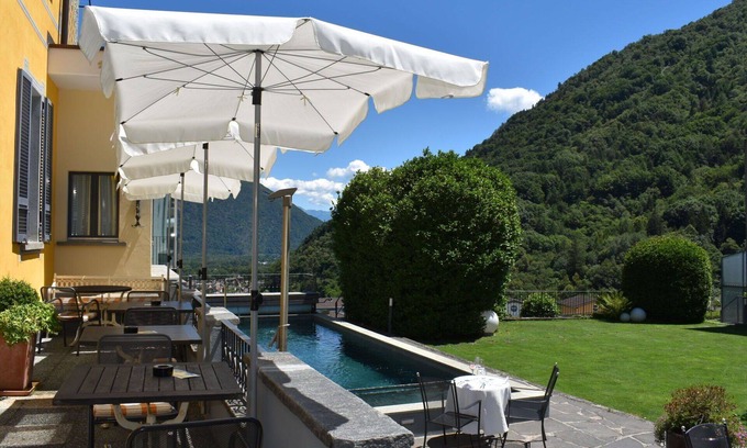 Centovalli Apartment | Beautiful apartment for 2 guests with pool, WIFI, TV, patio, pets allowed and panoramic view