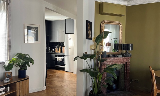 Quartier des Grandes-Carrieres Apartment | Beautiful apartment near Montmartre