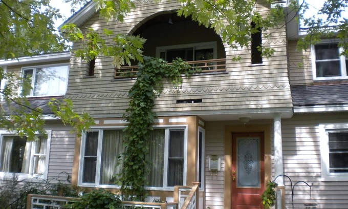 Bar Harbor Apartment | Beautiful Artistic Home Ideal for Acadia National Park and Bar HarbornVR1R25-151