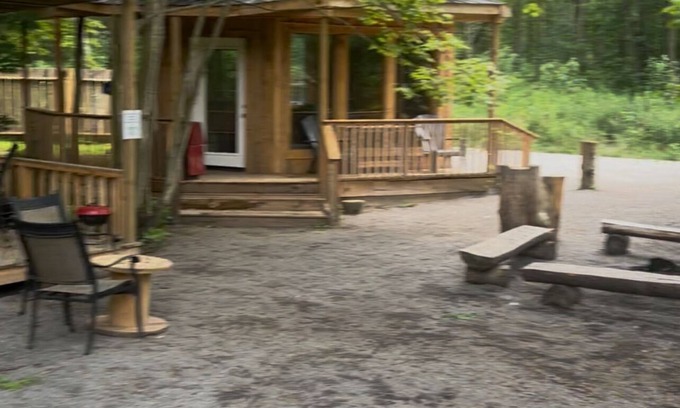 Langton Cabin | Beautiful Birez cabin unique Norwegian, Belgium style Cabin.