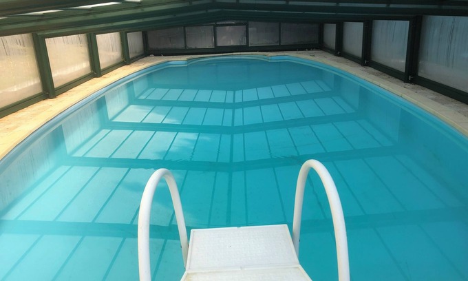 Leuhan Cottage | Beautiful Breton Barn with Pooln3 Bed, Sleeps 7. Great for groups or families