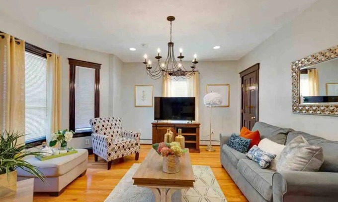 Fields Corner West Apartment | * Beautiful condo 1st floor walk to public trans T mins to downtown Boston