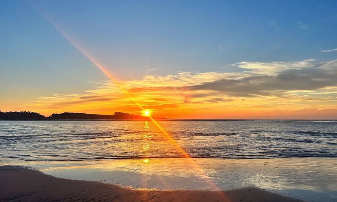 North Myrtle Beach Condo | Beautiful Condo with Easy Access to the Beach and a Peekaboo Oceanview!