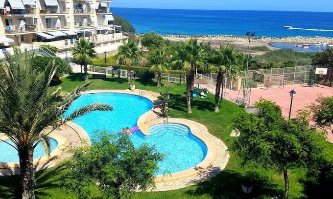 Coveta Fuma Apartment | Beautiful corner apartment, unique sea view