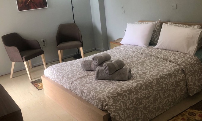 Markopoulon Oropou Apartment | Beautiful & Cozy Seaside Studio