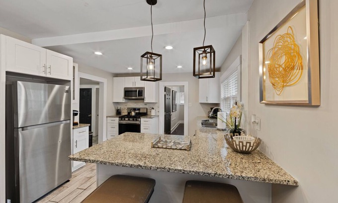 Washington Park House | Beautiful Downtown Home Next to Big-Hitter Attractions