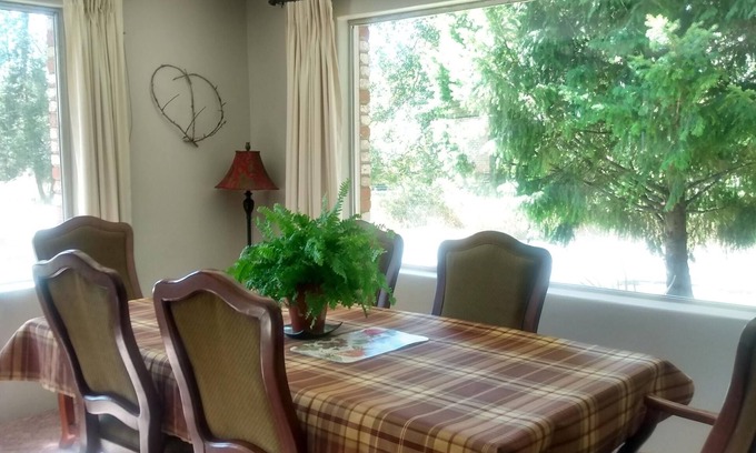 Twain Harte Apartment | Beautiful Fairway Apartments